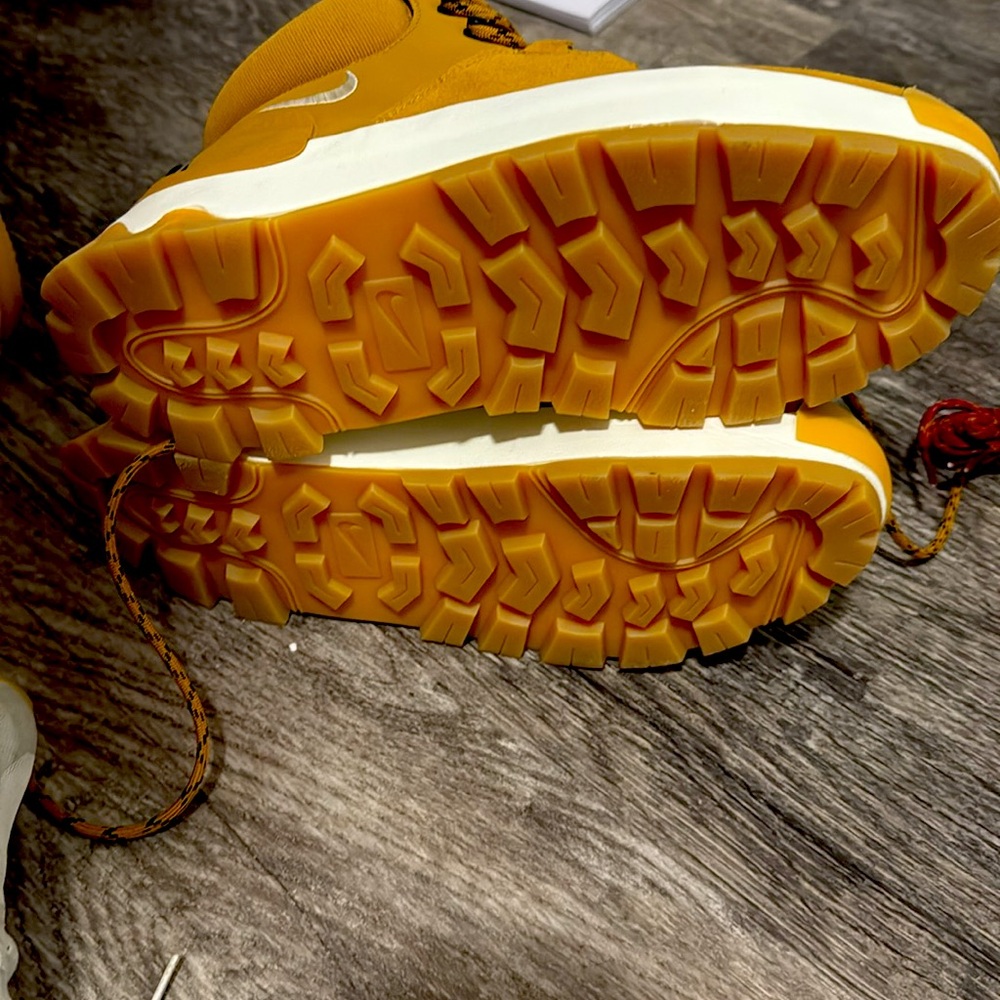 New Nike City Classic‎ Boot Wheat Brown Sneaker Shoe DQ5601-710 Women's Size 7.5 - Picture 4 of 4